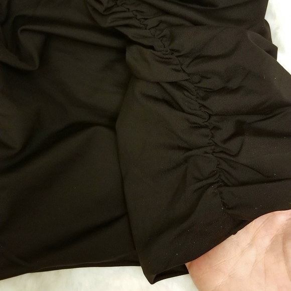 Ruched one shoulder crop tank top - Picture 4 of 5